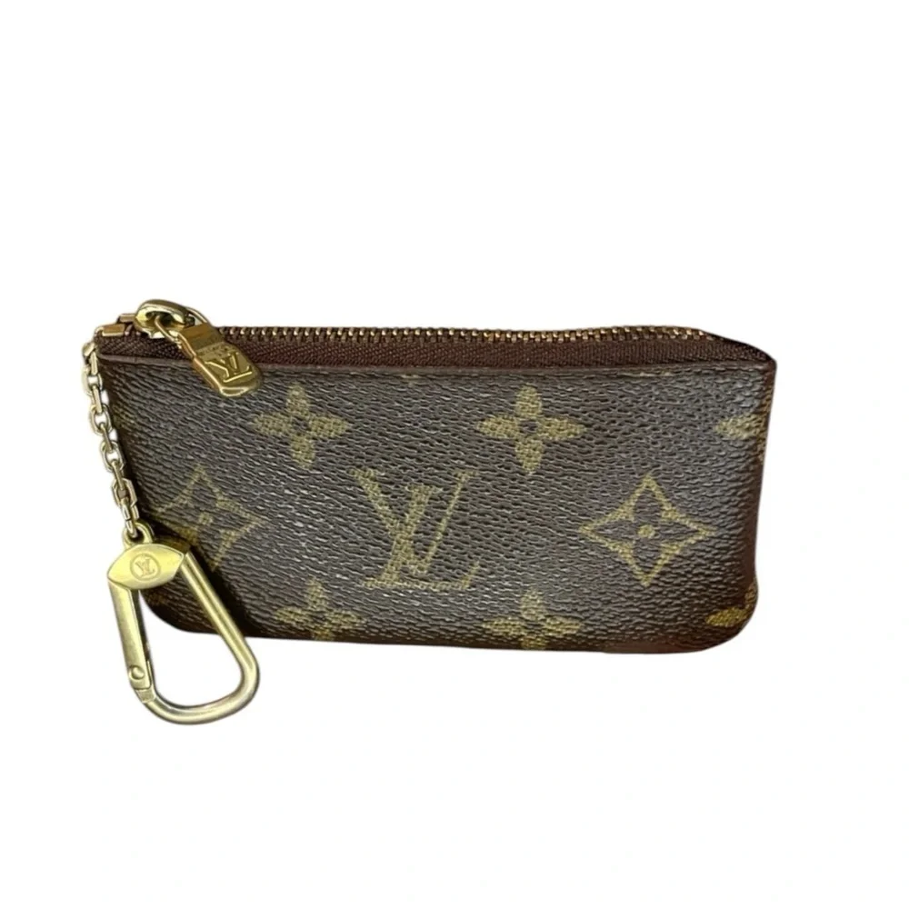 Louis Vuitton vintage Monogram Pochette Cles Key Holder chain